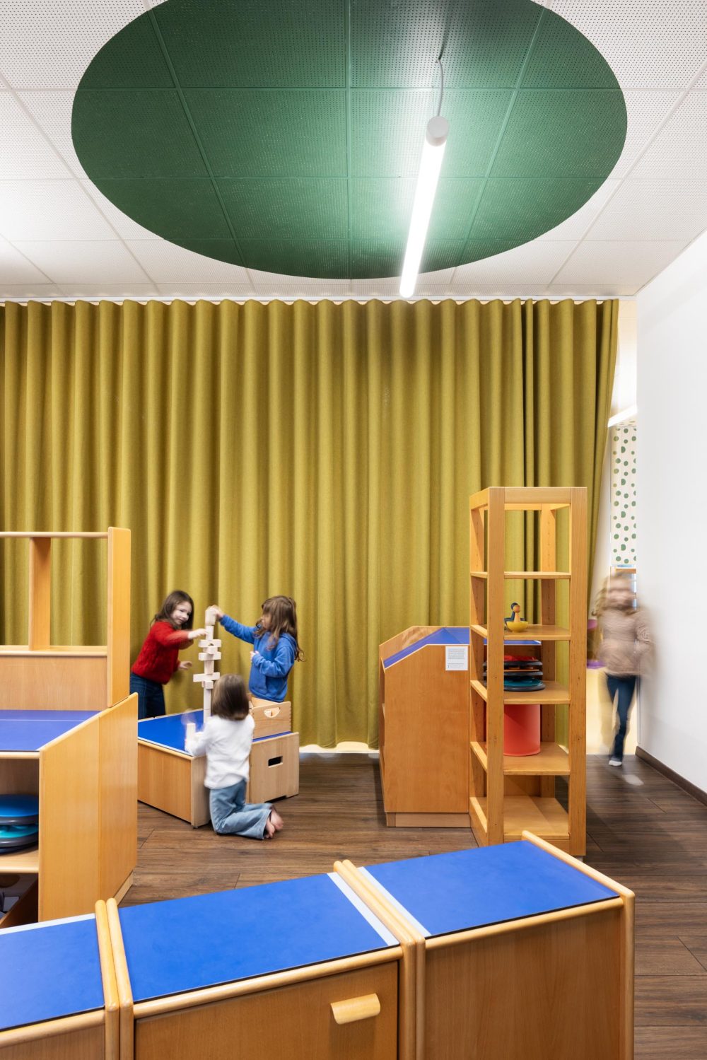 joyjoy_matejhakar.com©2024_L3A4459&_L3A4463