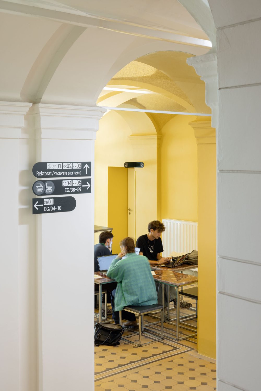 joyjoy-studio_matejhakar©_L3A3653